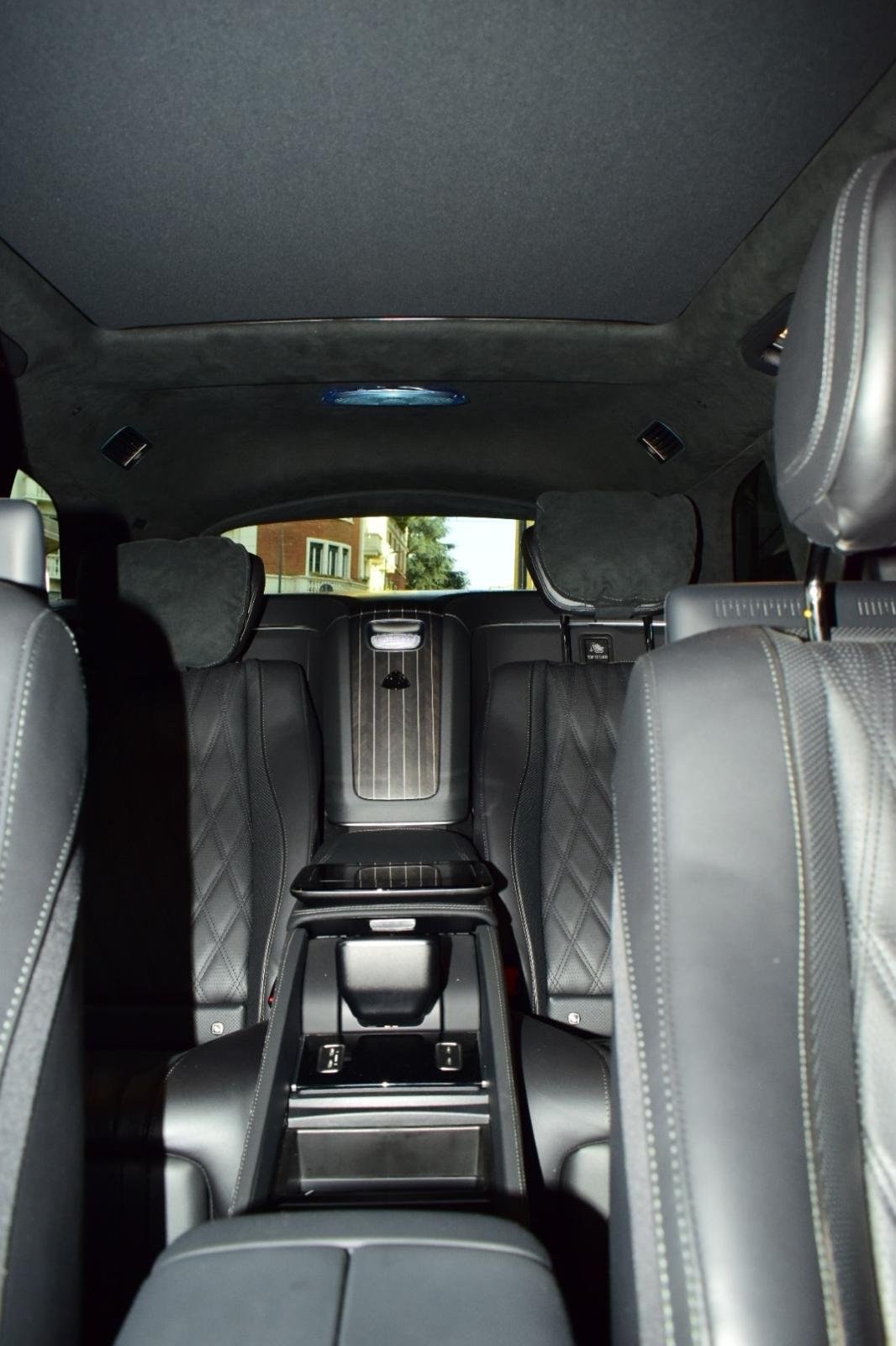 Mercedes GLS600 Maybach — photo 14